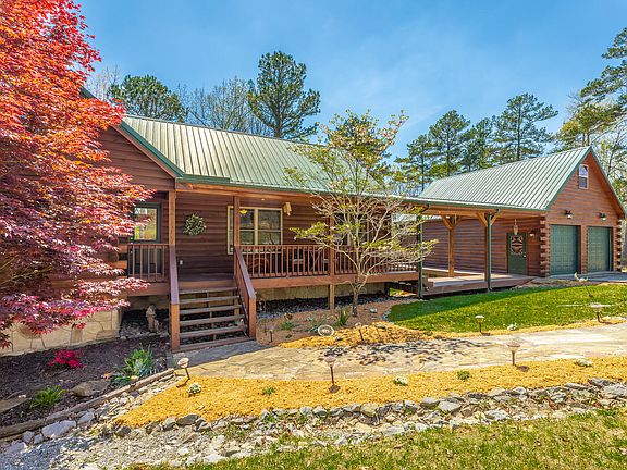 3rd image of 292 Log Cabin Ln