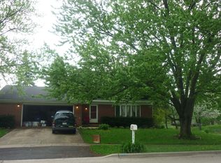 2050 Sycamore Ave, Hanover Park, IL 60133