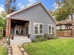 934 Robbie St, Houston, TX 77009