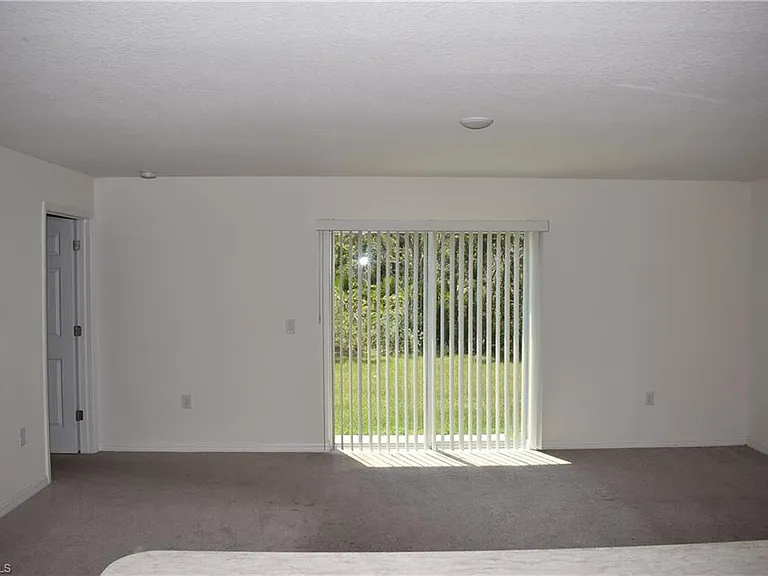 4795 Lacoco St — Photo 3