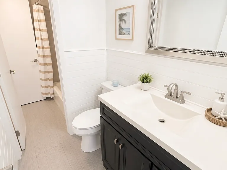 500 Palm Springs Blvd #403 — Photo 13