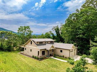 42 Ashe Park Cir, Asheville, NC 28806
