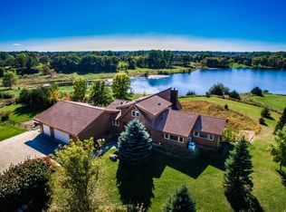 11940 Great Oak Trl N, White Bear Lake, MN 55110
