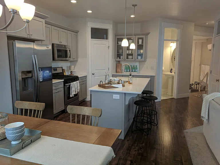 4301 W Quiet Shade Dr — Photo 12