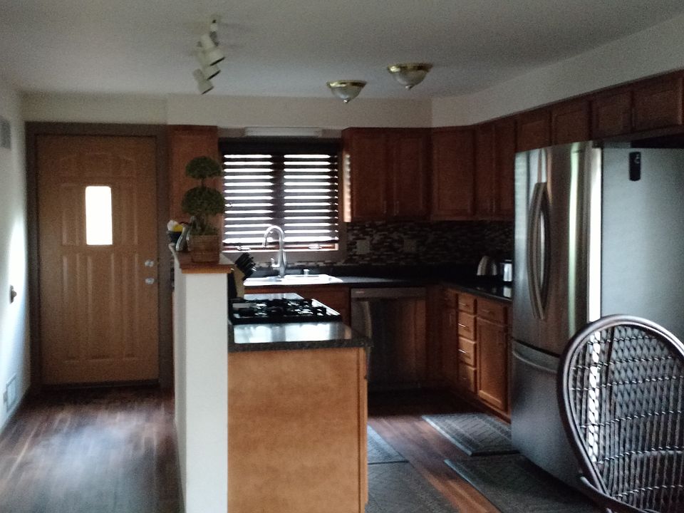 1st image of 1705 E Road Six St