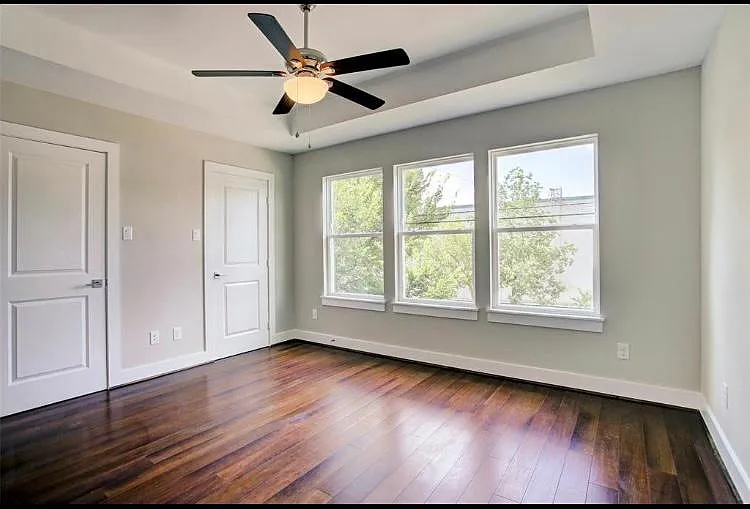 210 Marathon St — Photo 12