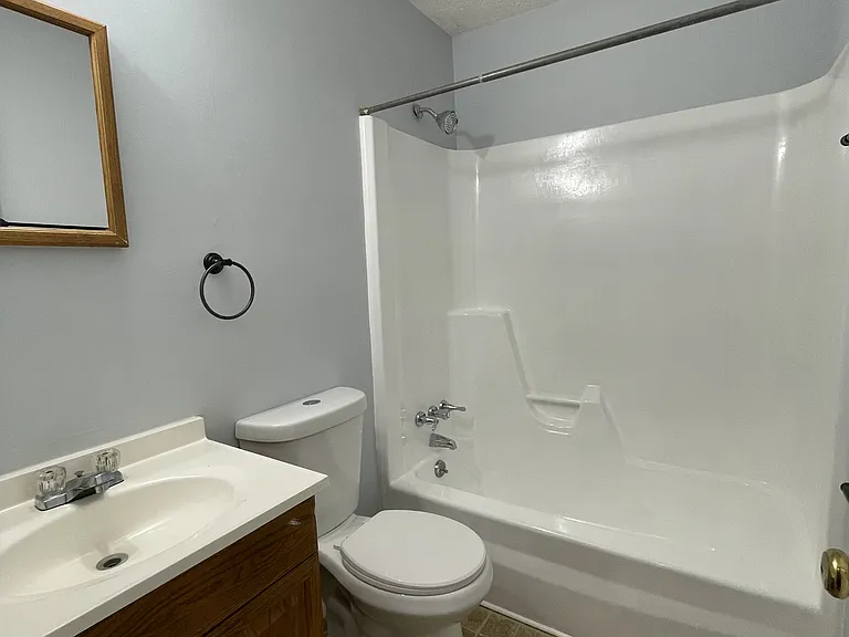 112 Camp Ave #A — Photo 8