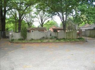 821 N Perkins Rd, Memphis, TN 38122