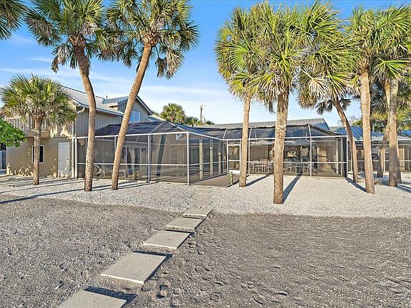 3rd image of 756 N Manasota Key Rd