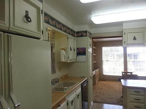4th image of 200 N El Camino Real Space 206