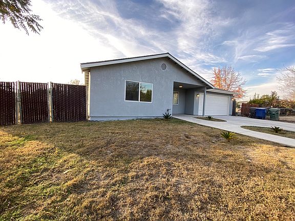 3rd image of 635 S Shasta Avenue