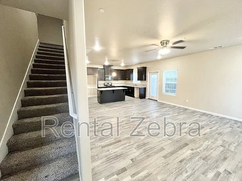521 Cadiz Ct photo 1