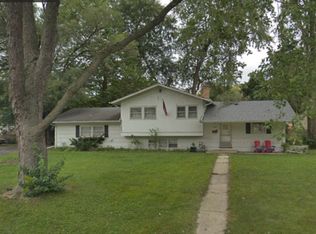 624 S Sleight St, Naperville, IL 60540