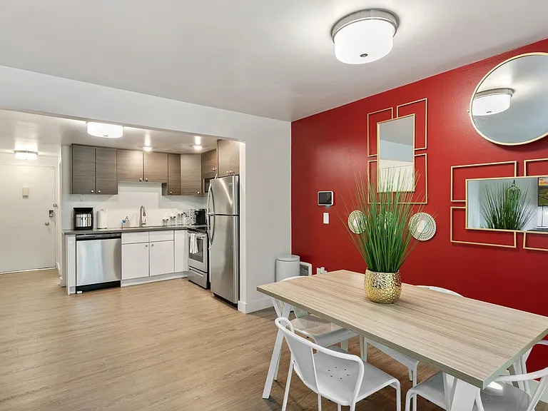 Bellevue Way SE — Photo 11