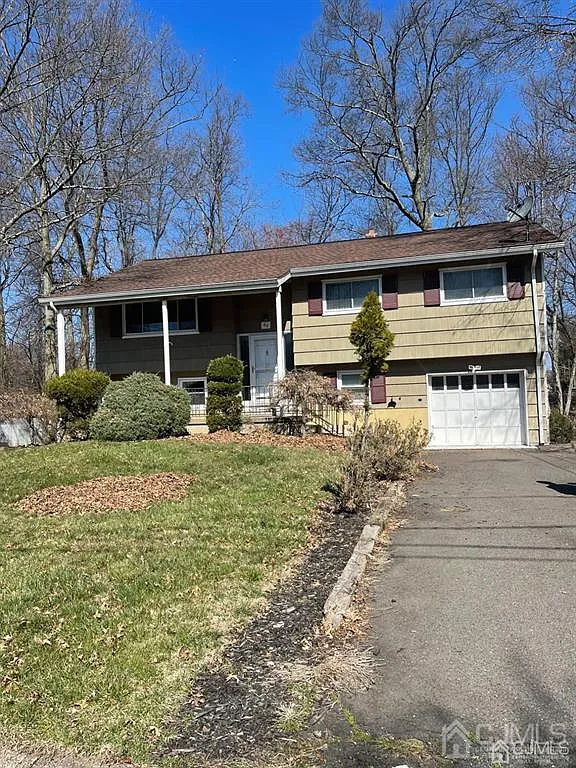 60 Sefton Cir photo 1