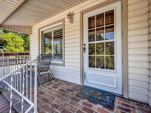 3rd image of 1015 Shetler Avenue