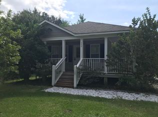 640 Sycamore St, Bay Saint Louis, MS 39520