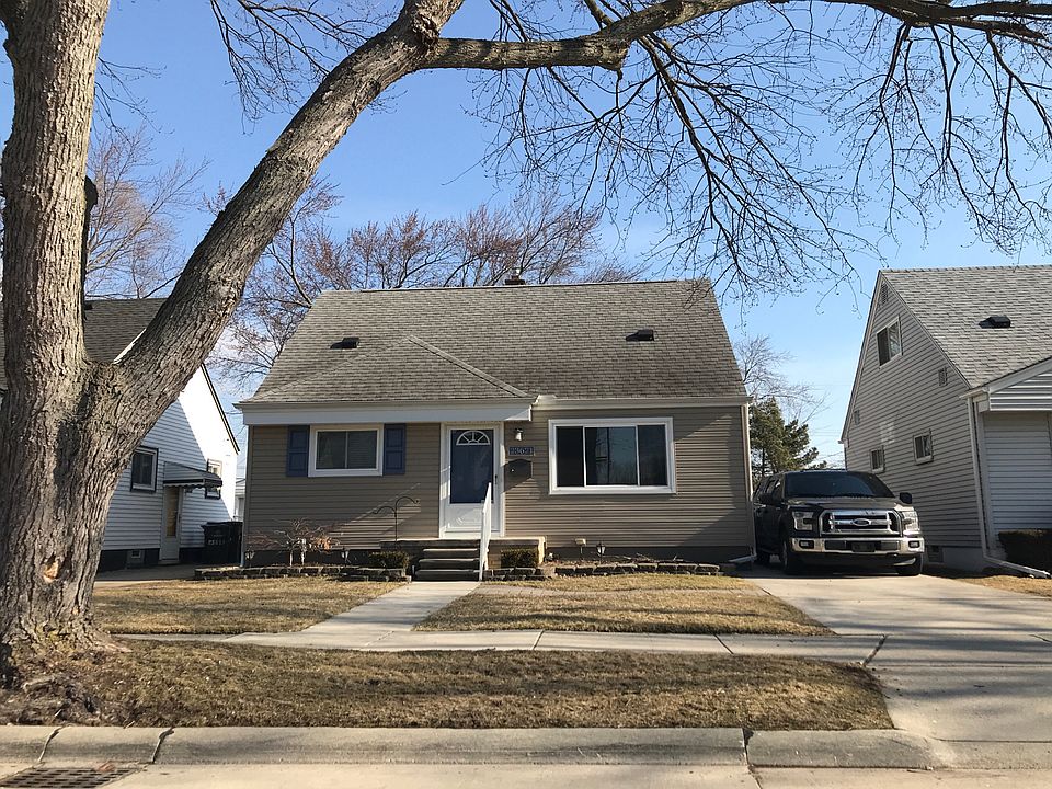 1st image of 23621 Deziel St