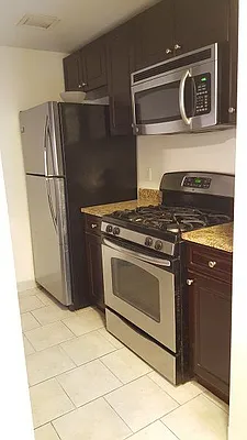 Rented by Winzone Realty Inc | media 10