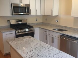 30 Willow St #32, Newton, MA 02459