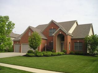 6758 Meadow Glen Dr, Westerville, OH