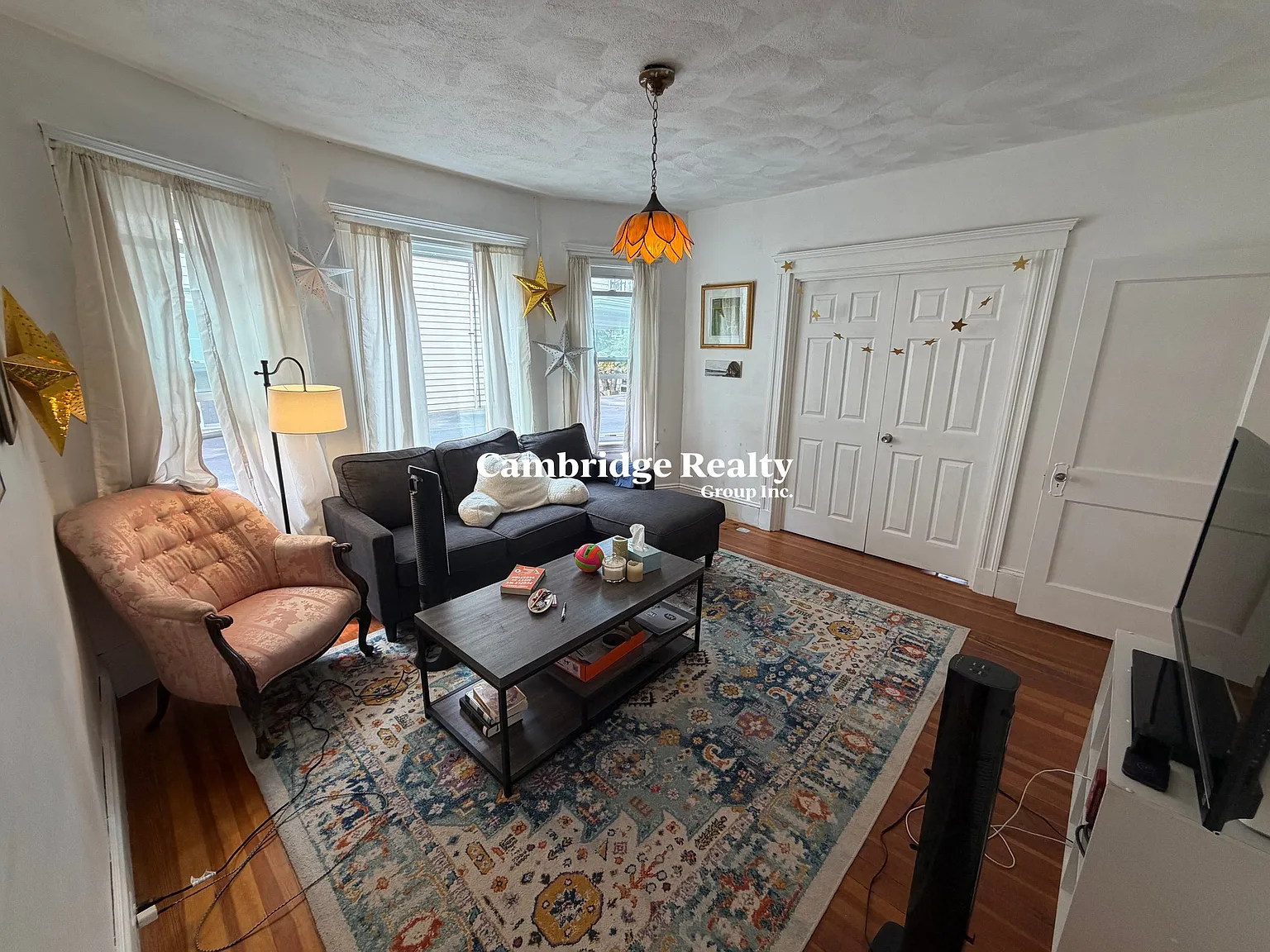 3 bed, 1.0 bath, $3,700 — Photo 1