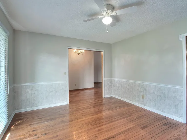 6435 Montpelier Ln — Photo 15