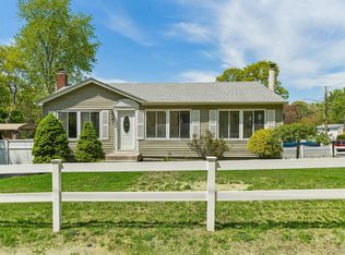 37 Harper St, Patchogue, NY 11772
