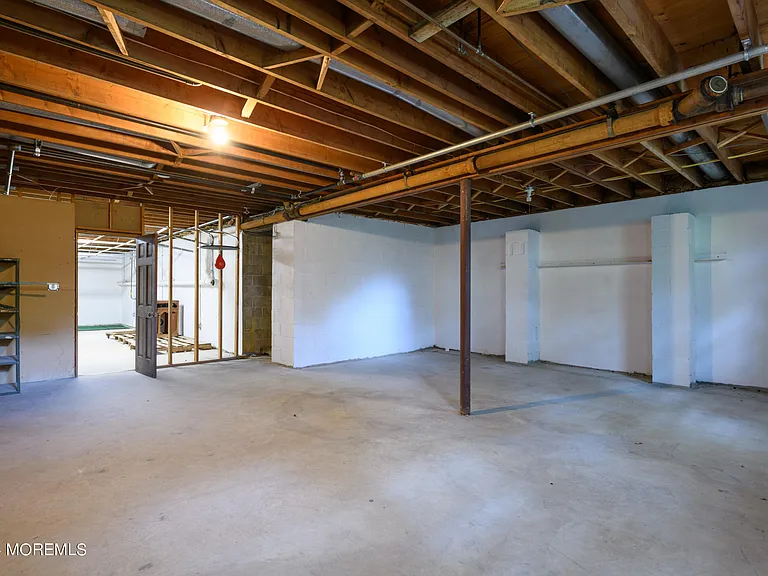 2229 Fromkin Dr — Photo 33
