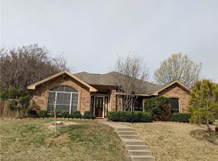 3305 Hillpark Ln, Carrollton, TX 75007