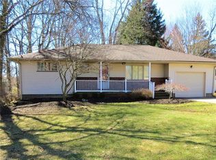 3540 Surrey Rd SE, Warren, OH 44484