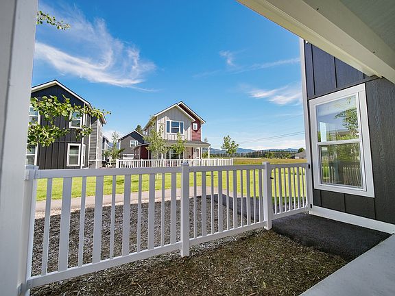 4th image of 512 Trailview Way