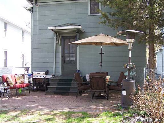 3rd image of 113 Chapel St