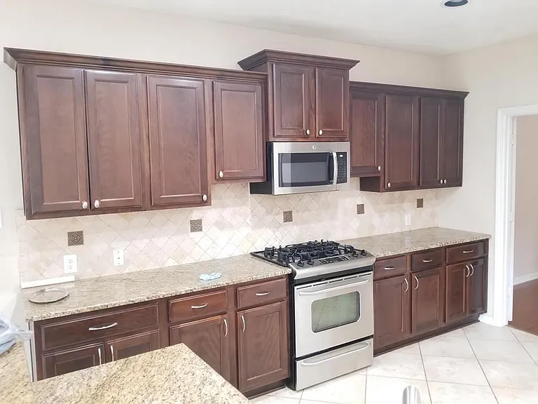 25406 Archdale Ct — Photo 10