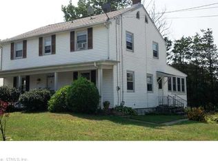 12 Elrin Pl, New London, CT 06320