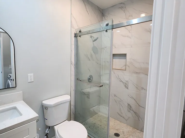 621 S Adria St #C — Photo 8