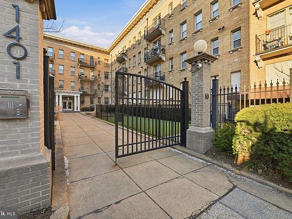 2nd image of 1401 Columbia Rd NW APT 414