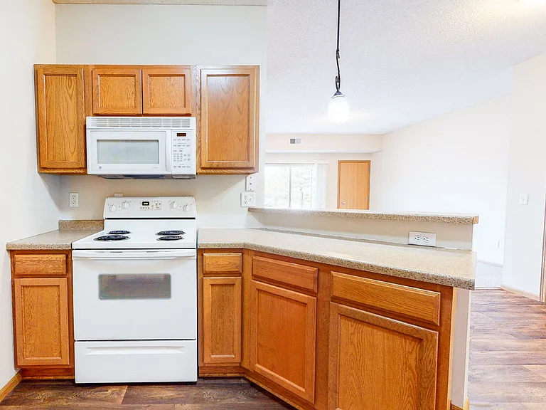 Elm - 2 bedroom/2bath