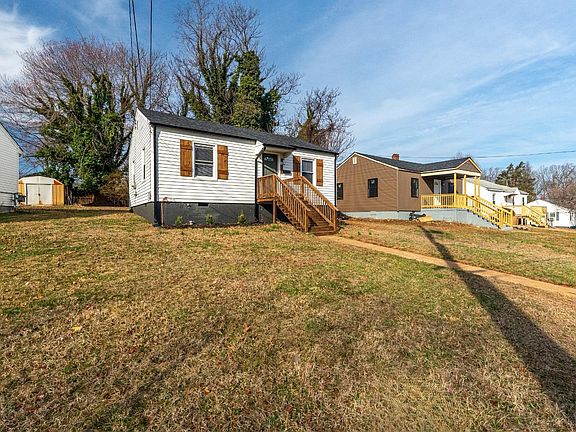 2nd image of 1209 Shirley Rd