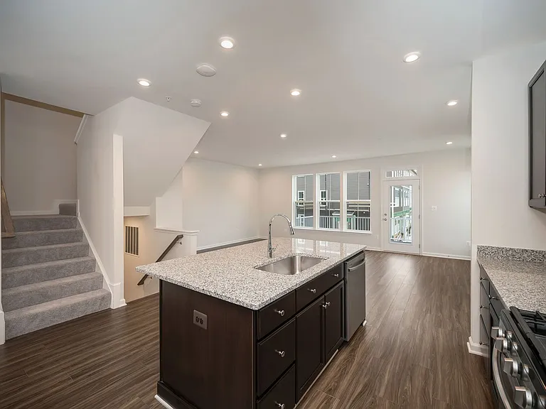 360 Coastal Ave #101 — Photo 5