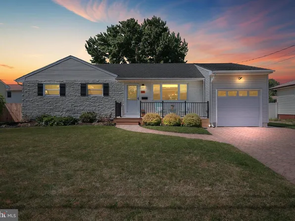 29 Surrey Dr, Hamilton, NJ 08690