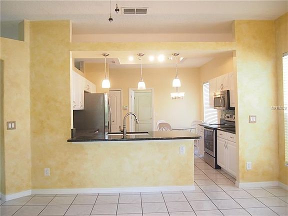 5th image of 2302 Twickingham Ct