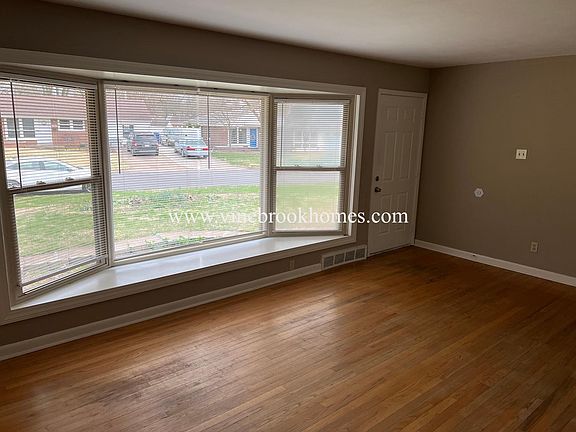 2nd image of 185 Saint Benedict Ln