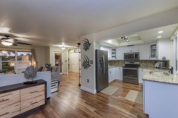 5th image of 1580 Rainbow Ct
