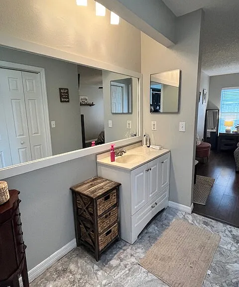 724 Fortuna Dr — Photo 18