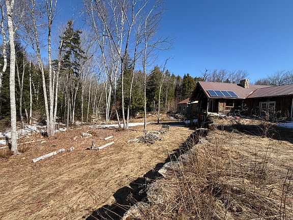 2nd image of 350 Aspen Lane