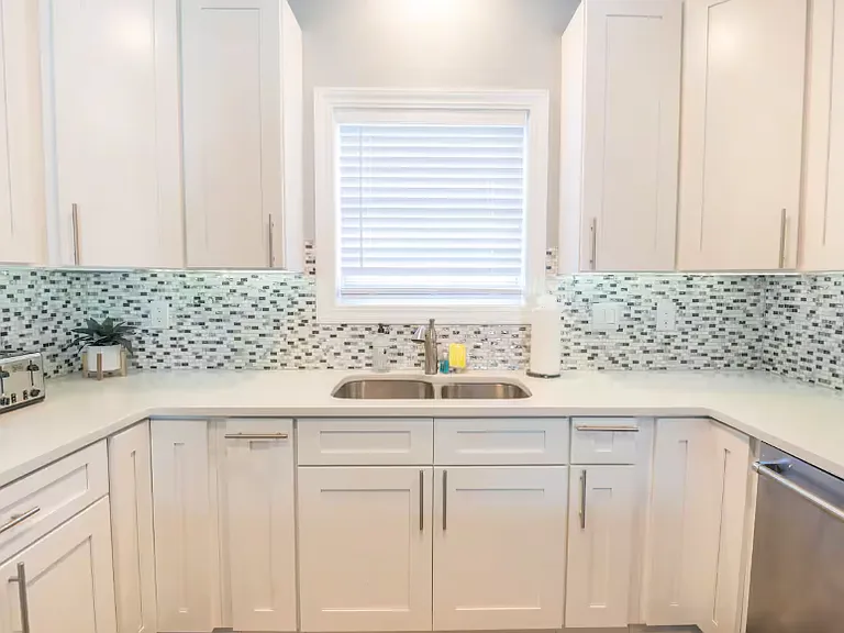 4741 Arco Ln — Photo 6