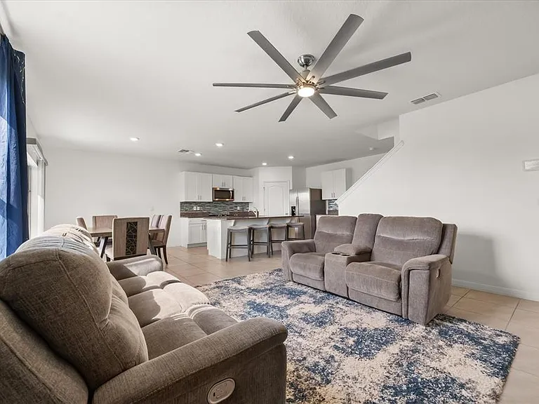 1467 Riverboat Dr — Photo 10