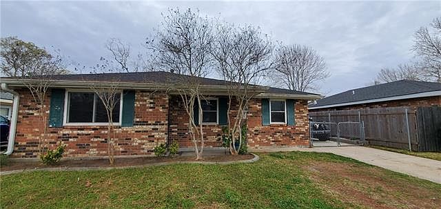 1st image of 428 Dandelion Dr