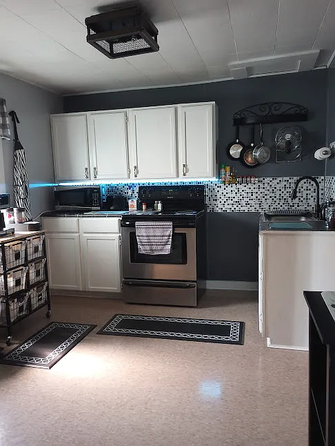 Detroit Street Rental — Photo 2
